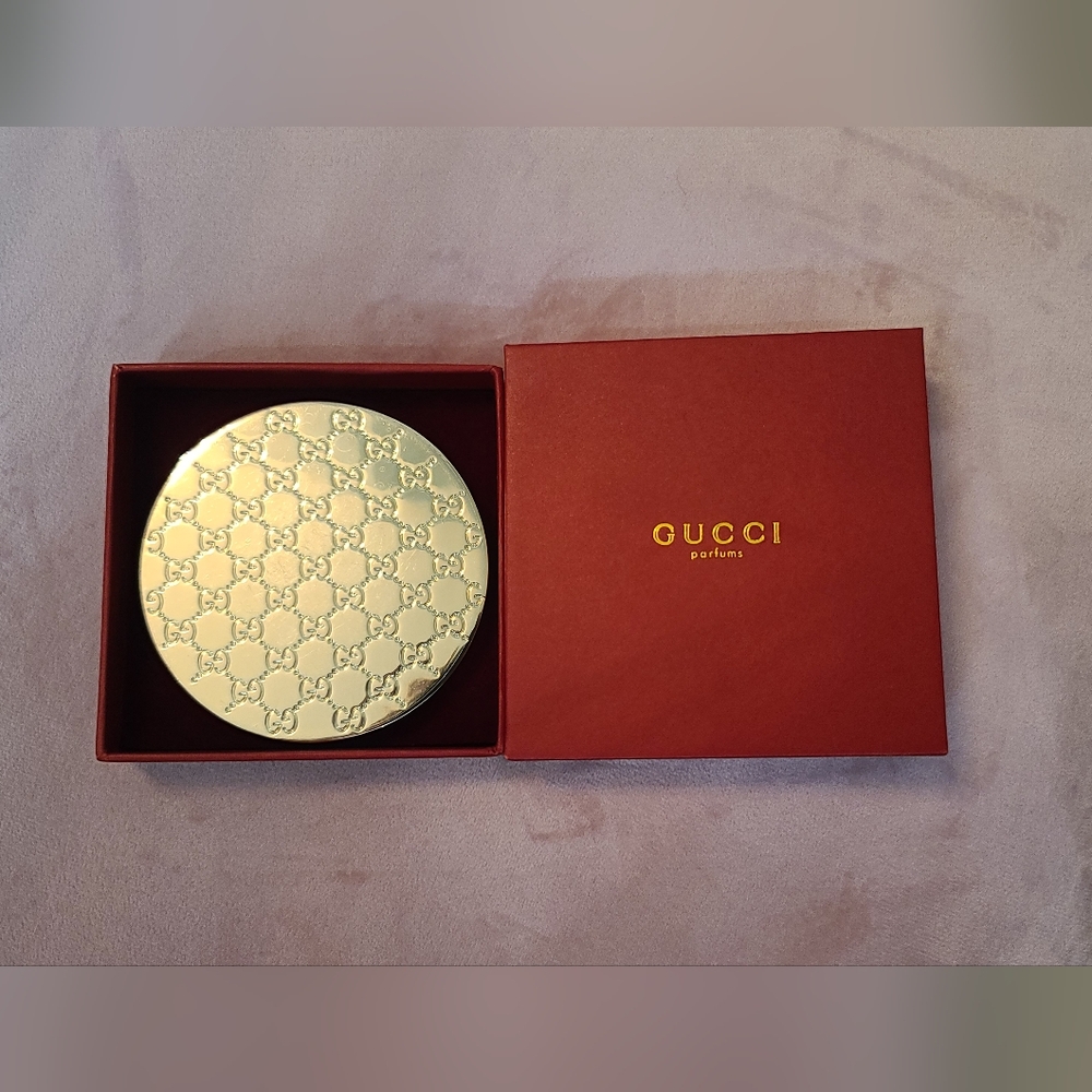 Gucci Gold Perfume Compact